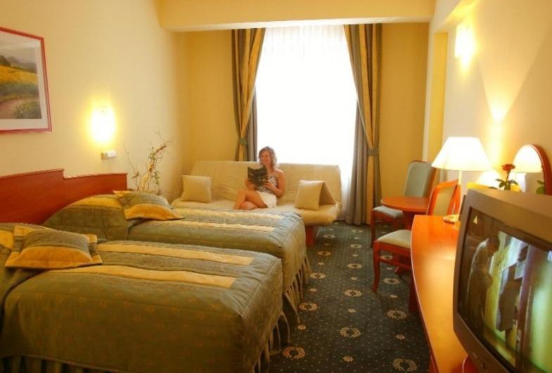 Hotel Abrava Дравско Поморске Екстериор снимка