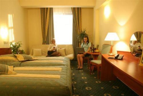 Hotel Abrava Дравско Поморске Екстериор снимка